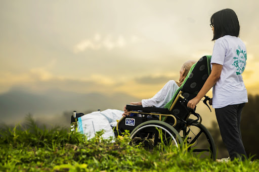 Living With A Person With Disabilities? Here Are Some Useful Advice