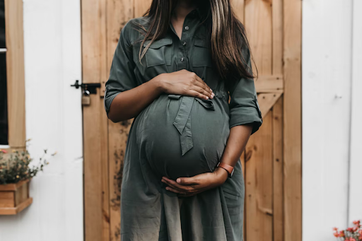 Top Items That You Must Have At Home To Help You Deal With Pregnancy Cravings
