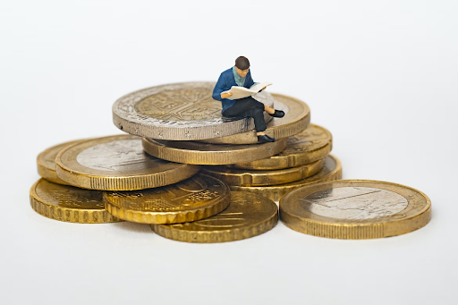 Why It’s Important To Invest In Your Future, And How To It The Right Way