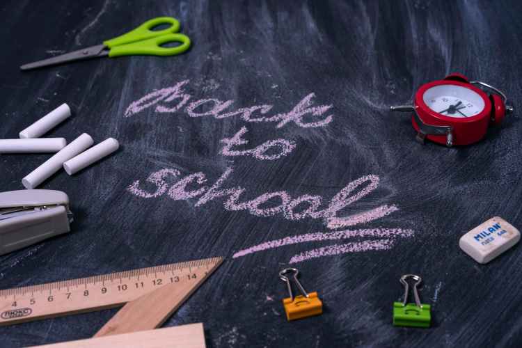 9 Shopping Tips to Save Money on School Supplies