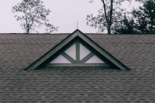 Why Timely Roof Repairs Safeguard Your Home’s Value
