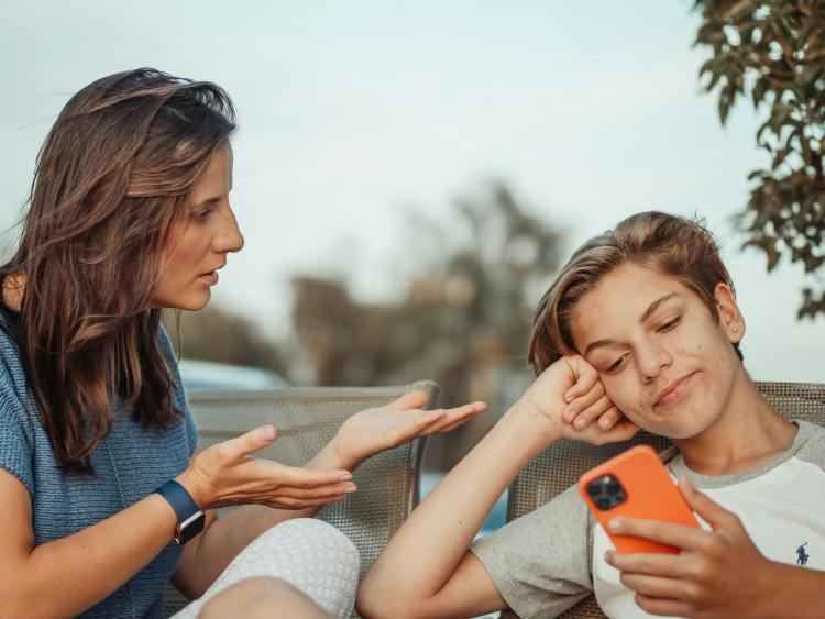 Ways Parents Can Support Their Teens’ Mental and Emotional Health