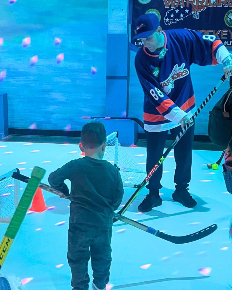 Long Island Children’s Museum Hosts LI Warriors For Special Hockey Clinic