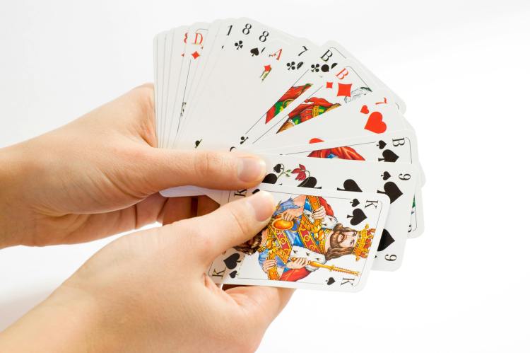 Family Game Night Favorites: Classic Card Games That Never Get Old