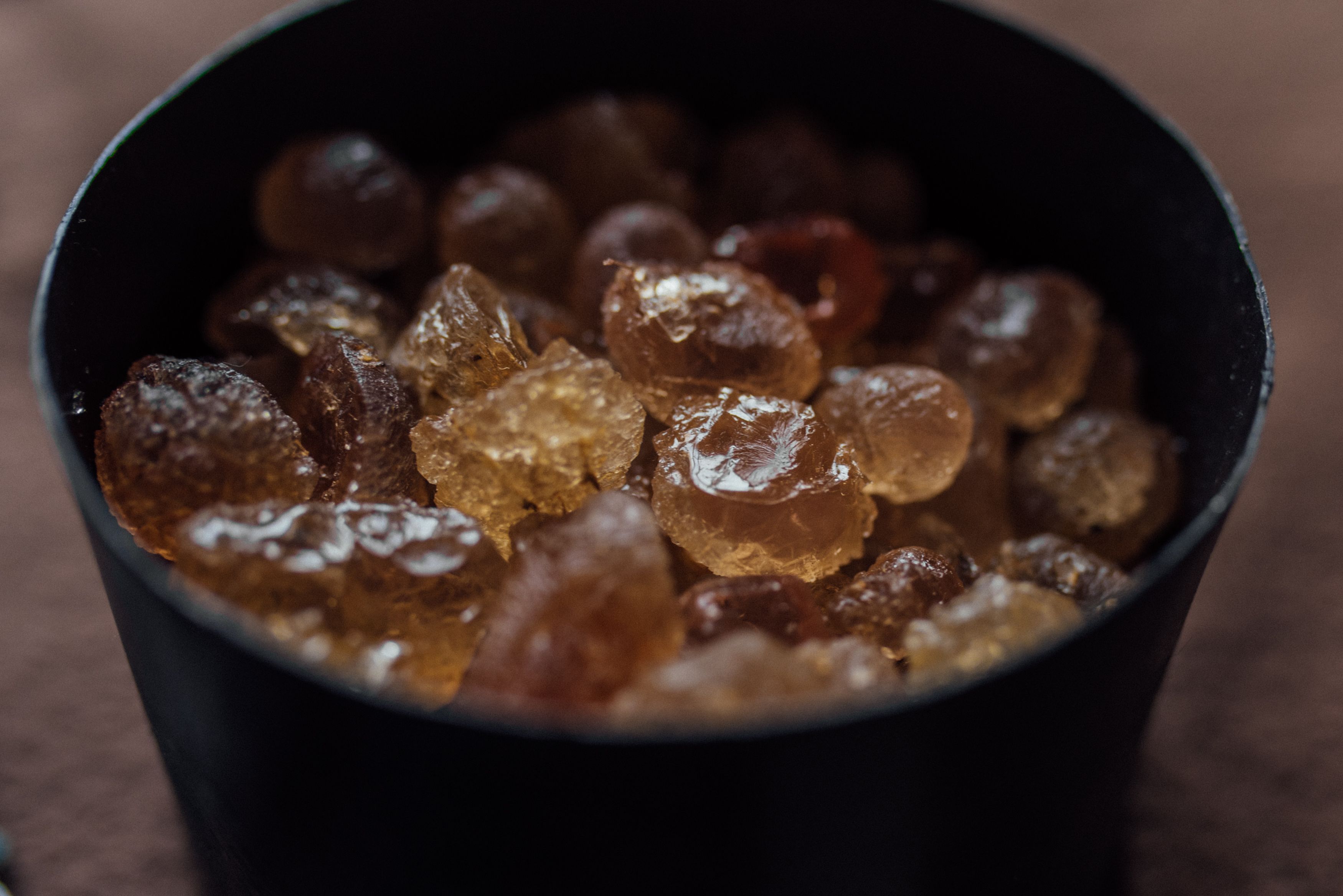 What are the health benefits of gond katira? Discover Ayurveda insights -
