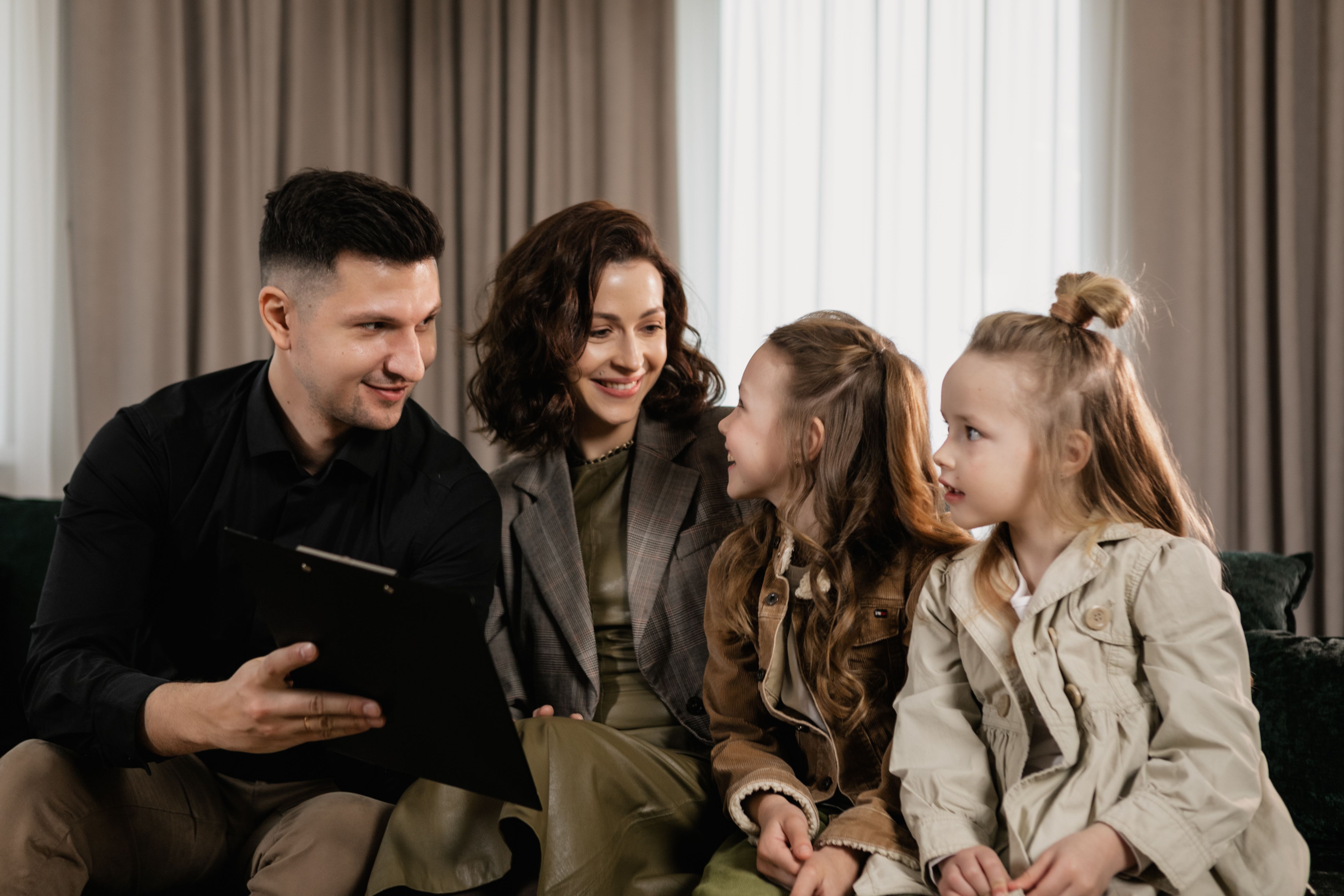 How Parents Can Keep Track of Local Events, Activities, and Family Resources Without Missing Updates